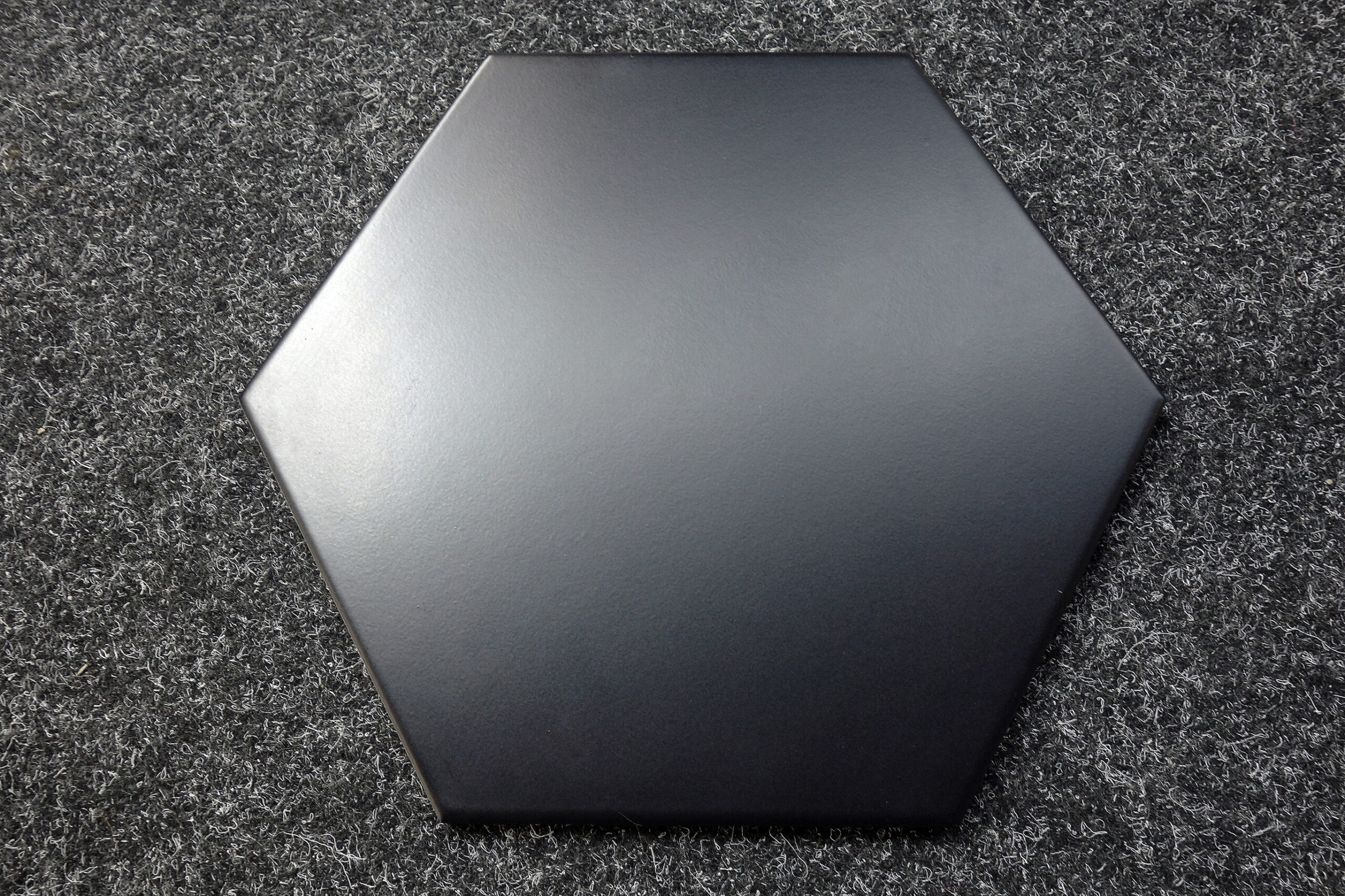 płytki heksagonalne czarne SOLID NEGRO 25x28