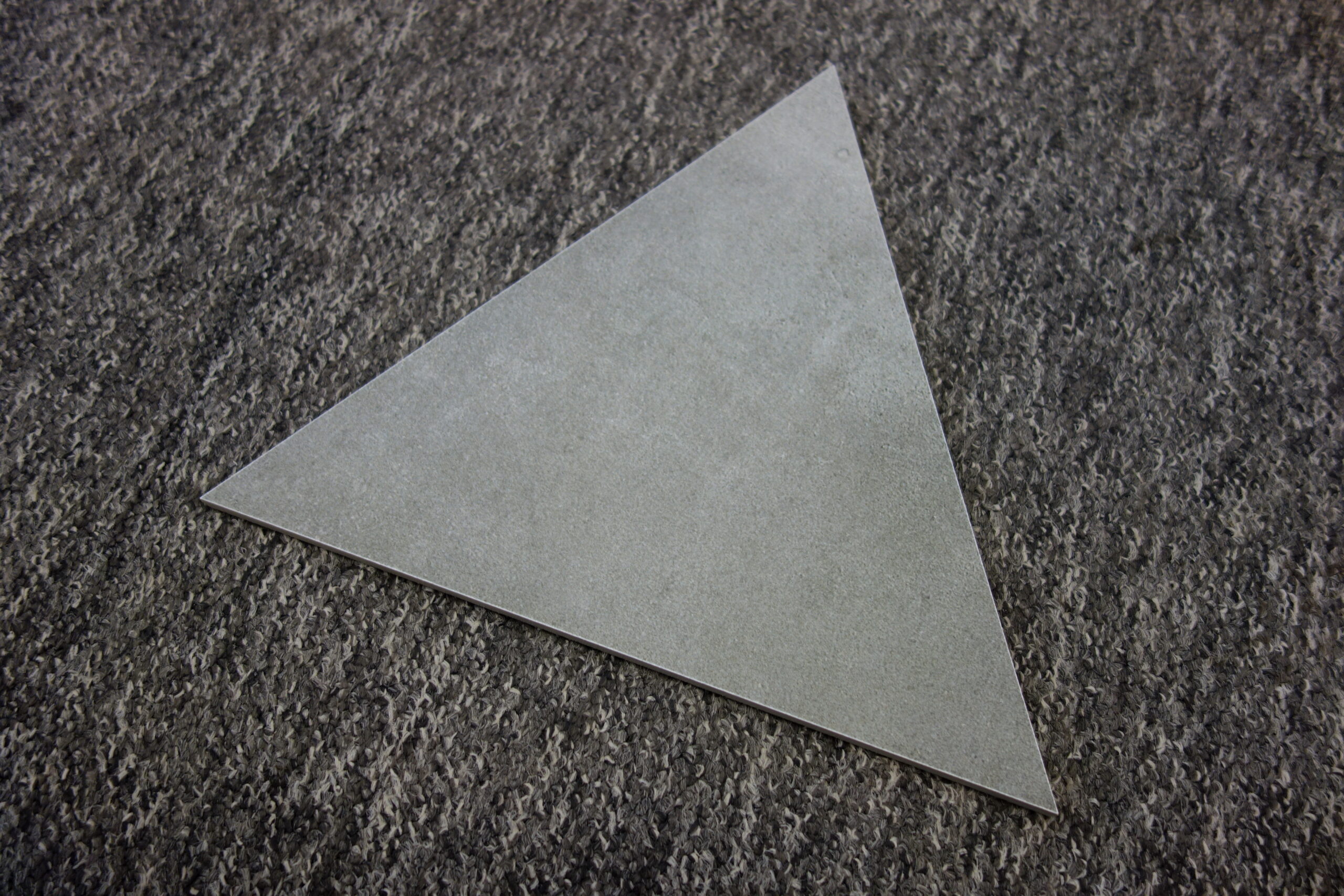płytki trójkątne GRES TRIANGLE MADOX ANTRACYT 3 30x26 cm